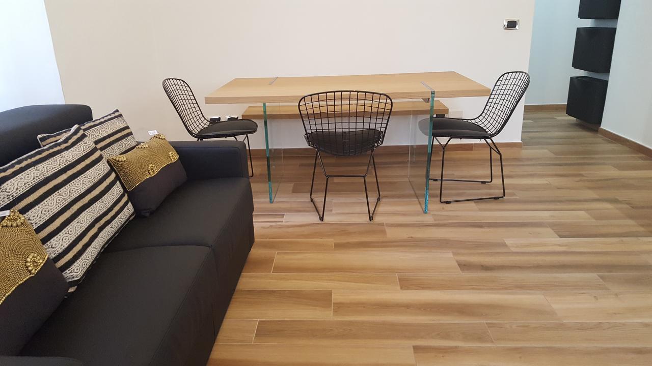 罗马 尤娜芬斯特拉苏蒙蒂旅馆酒店 外观 照片